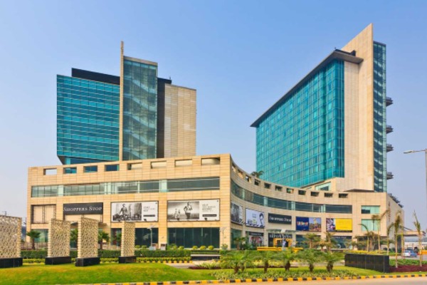 Crowne Plaza Hotel Rohini Delhi Escorts Service