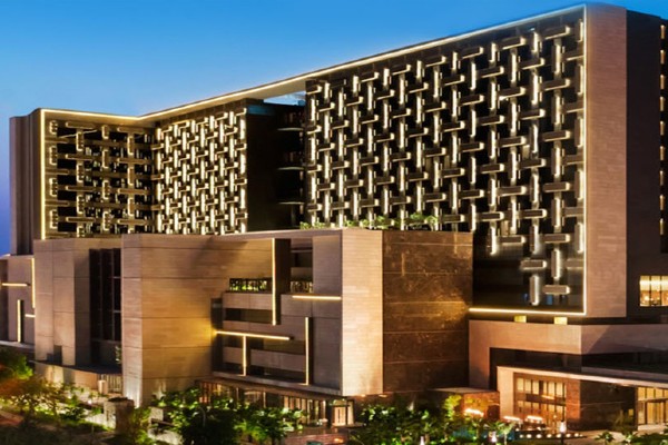 Hotel The Leela Ambience Shahdara Delhi Escorts Service