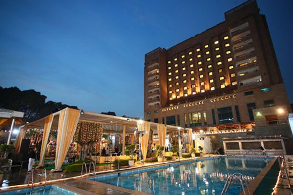 Jaypee Vasant Continental Hotel Vasant Vihar Delhi Escorts Service