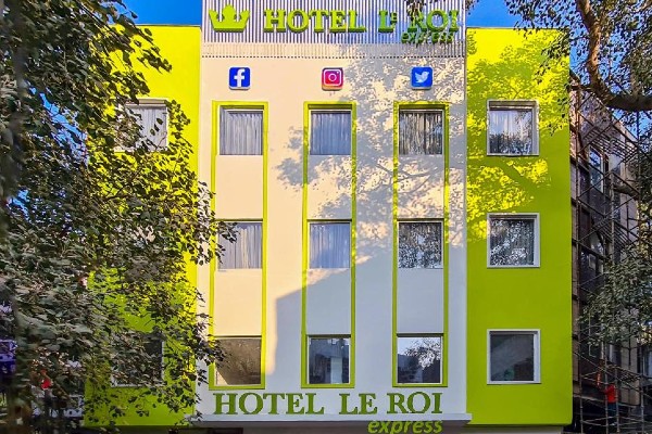 Le Roi Express Hotel Paharganj Delhi Escorts Service