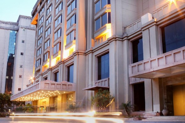 The Metropolitan Hotel And Spa Delhi Escorts Service